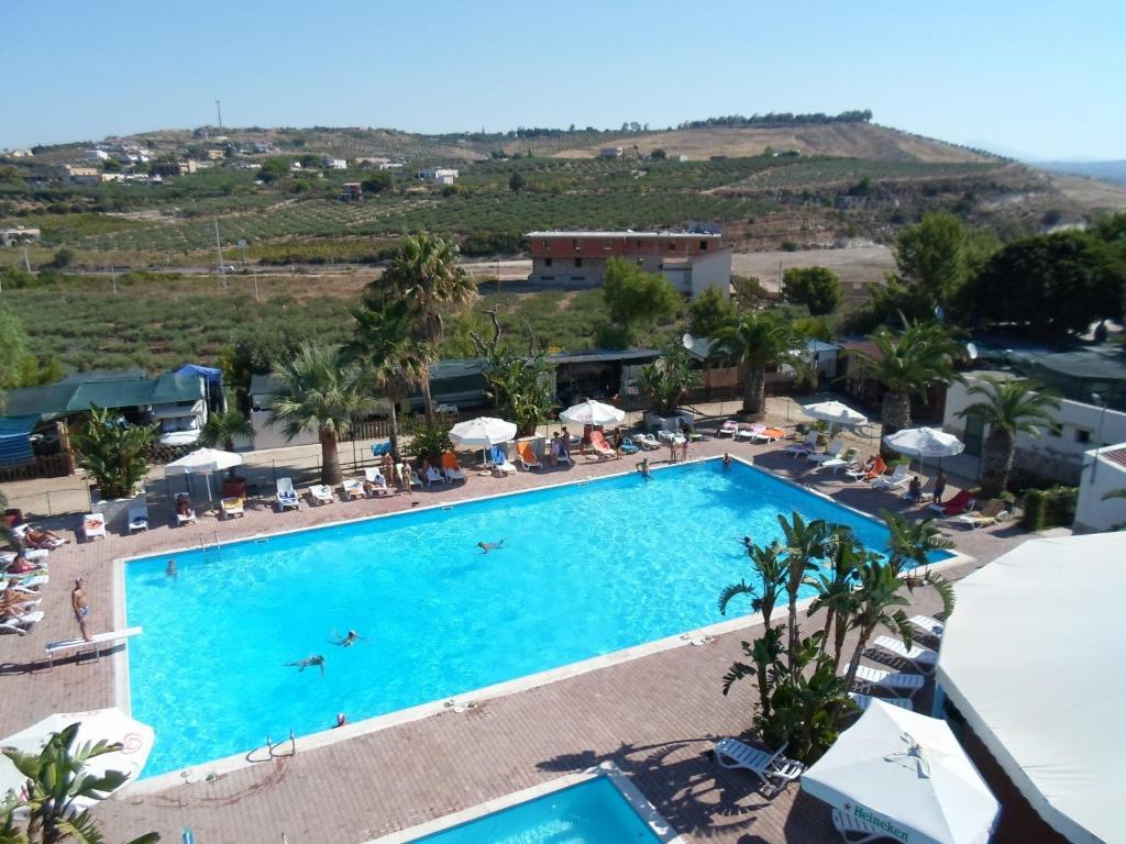 Kamemi Village & Camping Ribera Ngoại thất bức ảnh