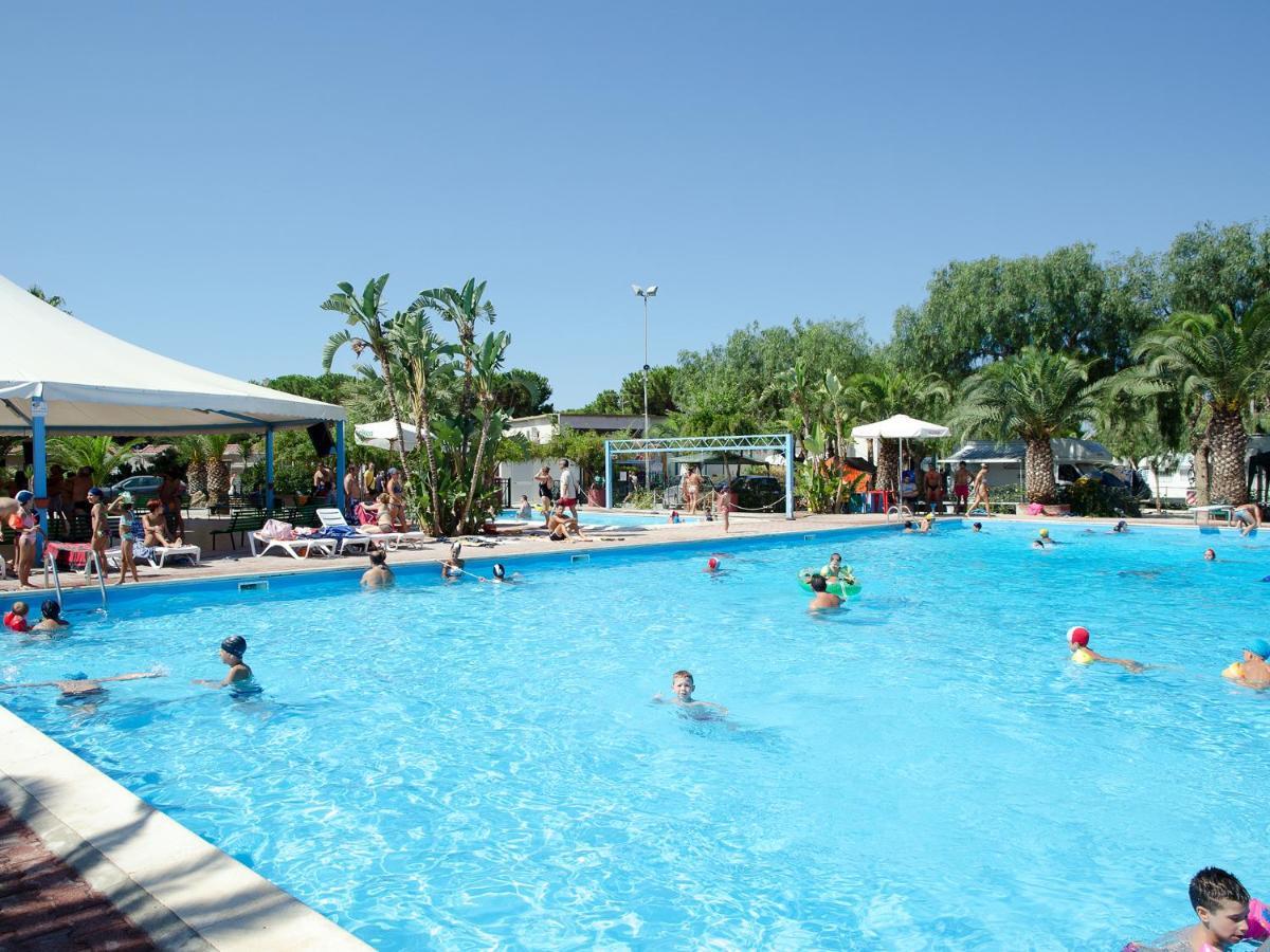 Kamemi Village & Camping Ribera Ngoại thất bức ảnh