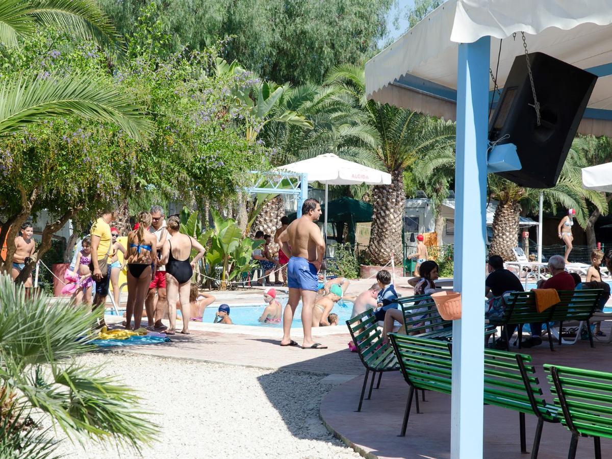 Kamemi Village & Camping Ribera Ngoại thất bức ảnh