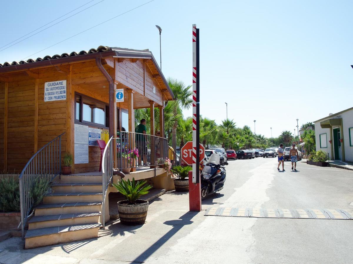 Kamemi Village & Camping Ribera Ngoại thất bức ảnh